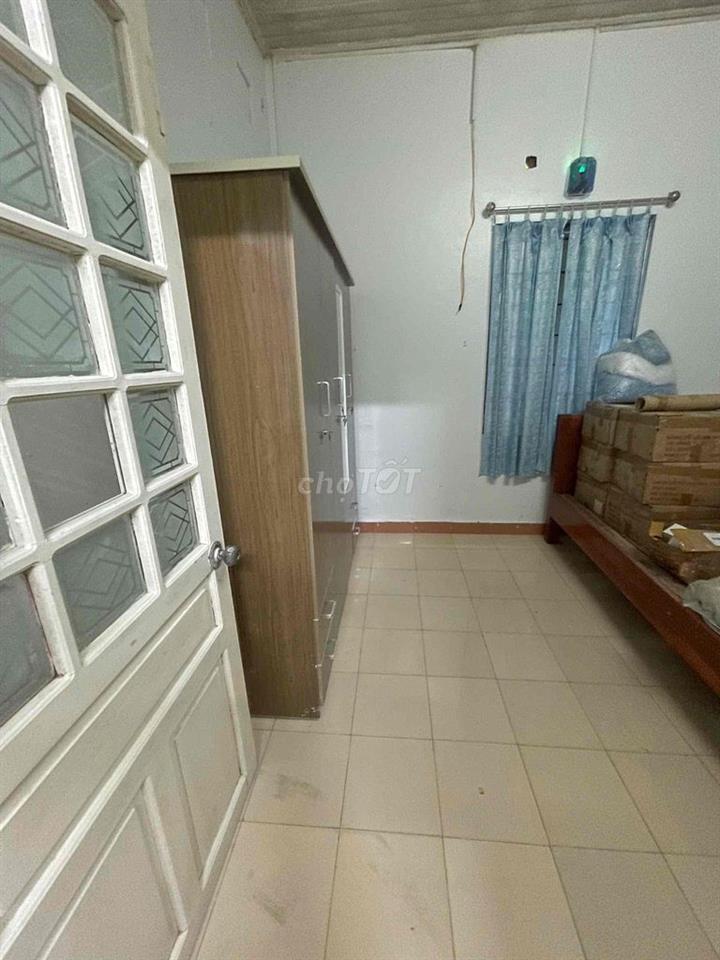 Nhà cho thuê kiêm thêm văn phòng đã xây mới phù hợp với nhiều người