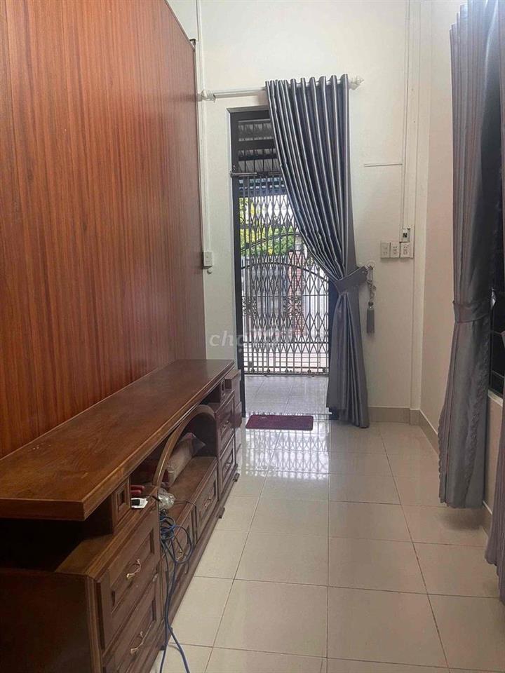Nhà cho thuê kiêm thêm văn phòng đã xây mới phù hợp với nhiều người