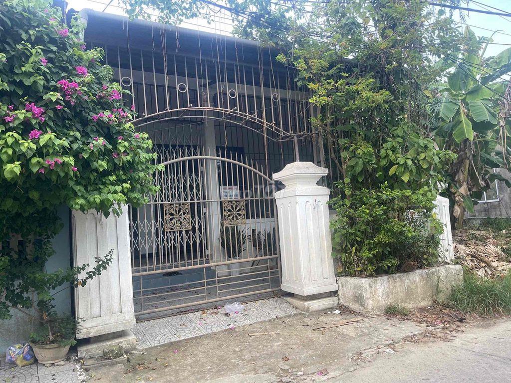 Nhà cho thuê kiêm thêm văn phòng đã xây mới phù hợp với nhiều người