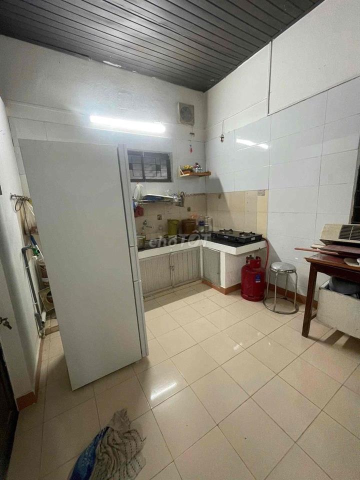 Nhà cho thuê kiêm thêm văn phòng đã xây mới phù hợp với nhiều người
