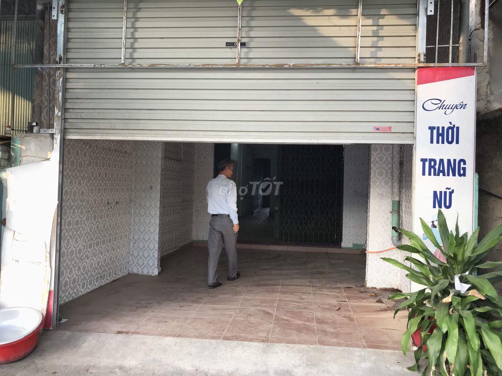Huế: Nhà mặt tiền đường quốc lộ, gần chợ, phù hợp kinh doanh, buôn bán