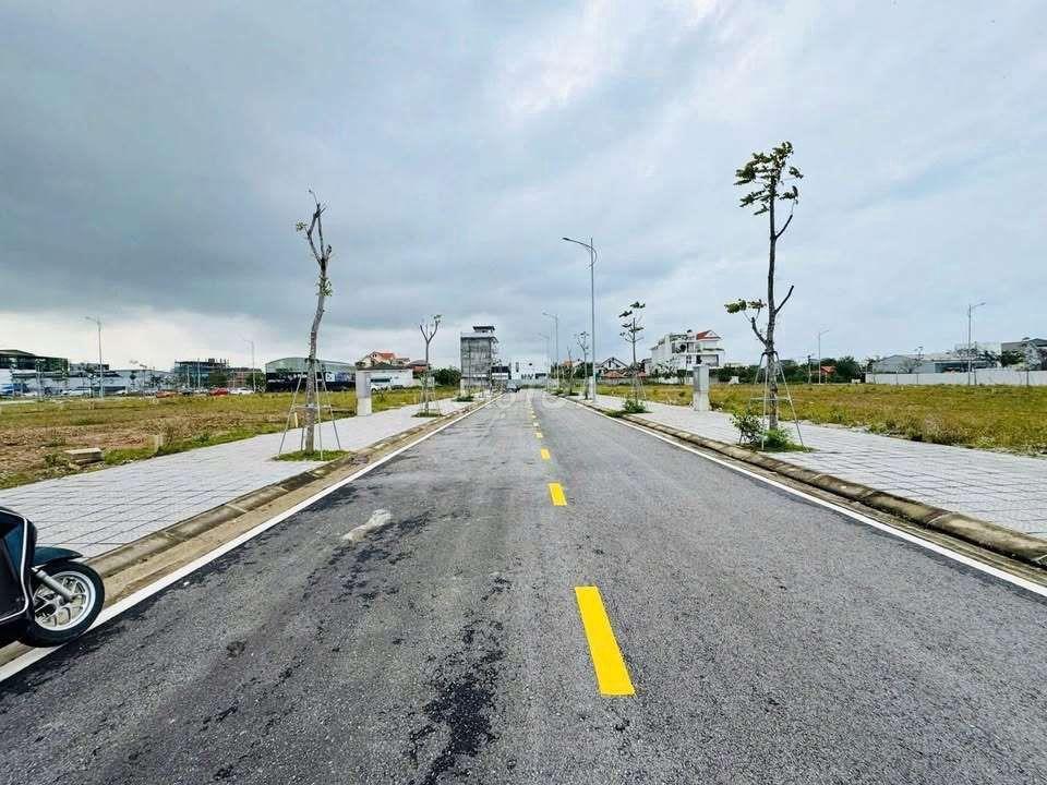 Bán đất