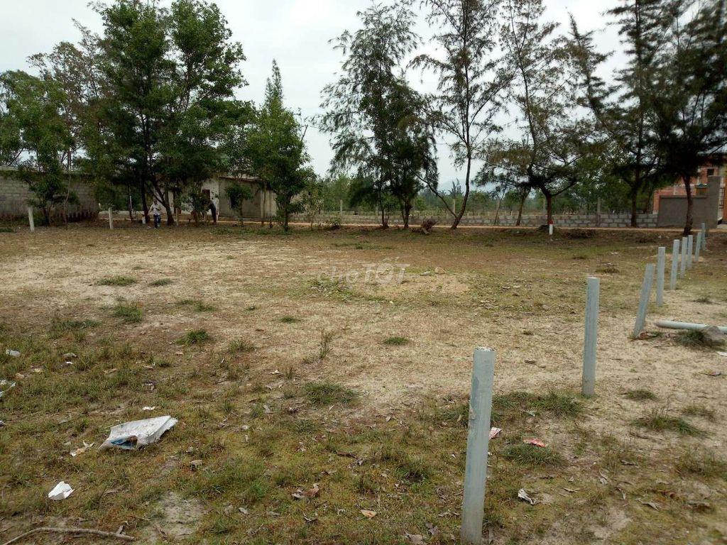 Đất ven biển Cảnh Dương, xã Chân Mây-Lăng Cô (xã Lộc Vĩnh cũ)