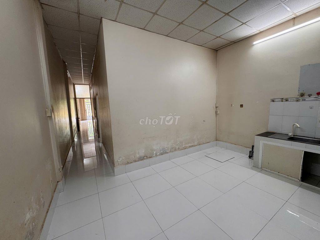 BÁN NHÀ KHU THU NHẬP THẤP RẠCH GIÁ