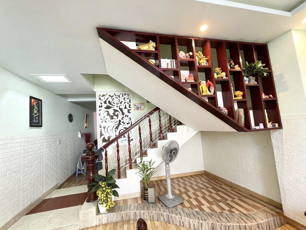 CHO THUÊ, BÁN NHÀ, TRAO ĐỔI NHÀ VƯỜN GẦN RẠCH GIÁ