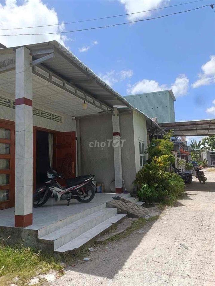 nhà dẹp kèm nội thất