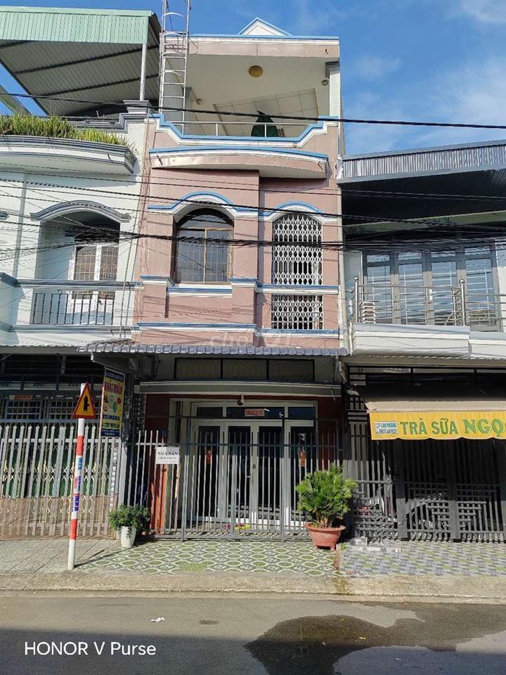 Chủ cần bán gấp nhà mặt tiền