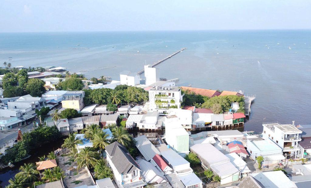 Bán nhà tt mặt biển gần Sân Bay Quốc Tế Cảng Tàu Phú Quốc giá ngộp
