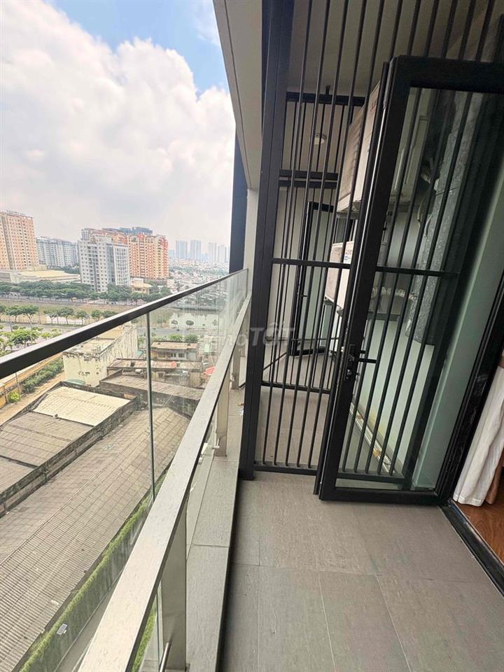 căn hộ 2 pn zenity bán