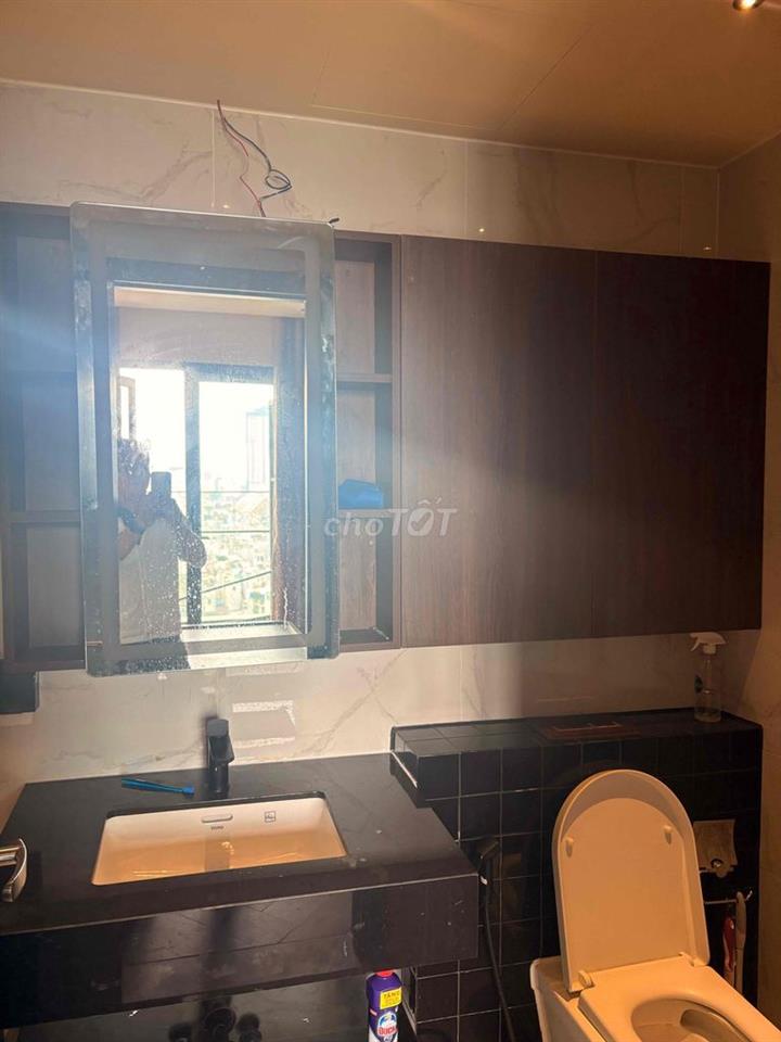 căn hộ 2 pn zenity bán