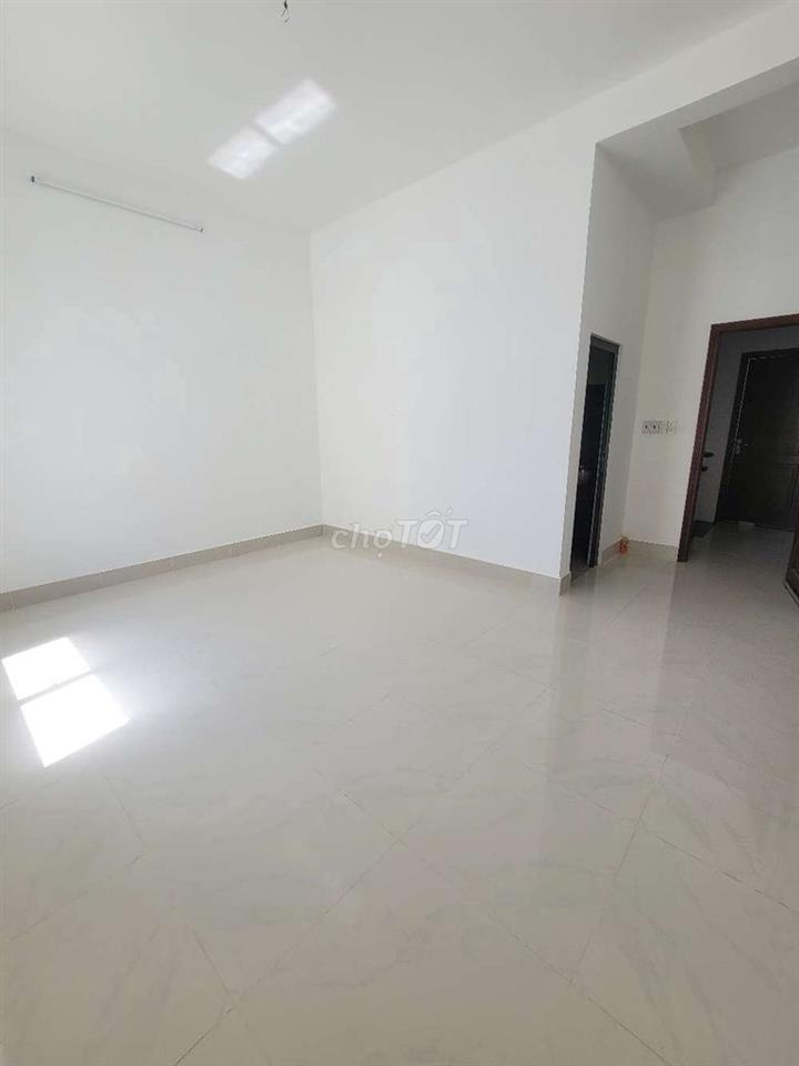 Cho thuê nhà dài hạn kđt tây bắc đường số 1