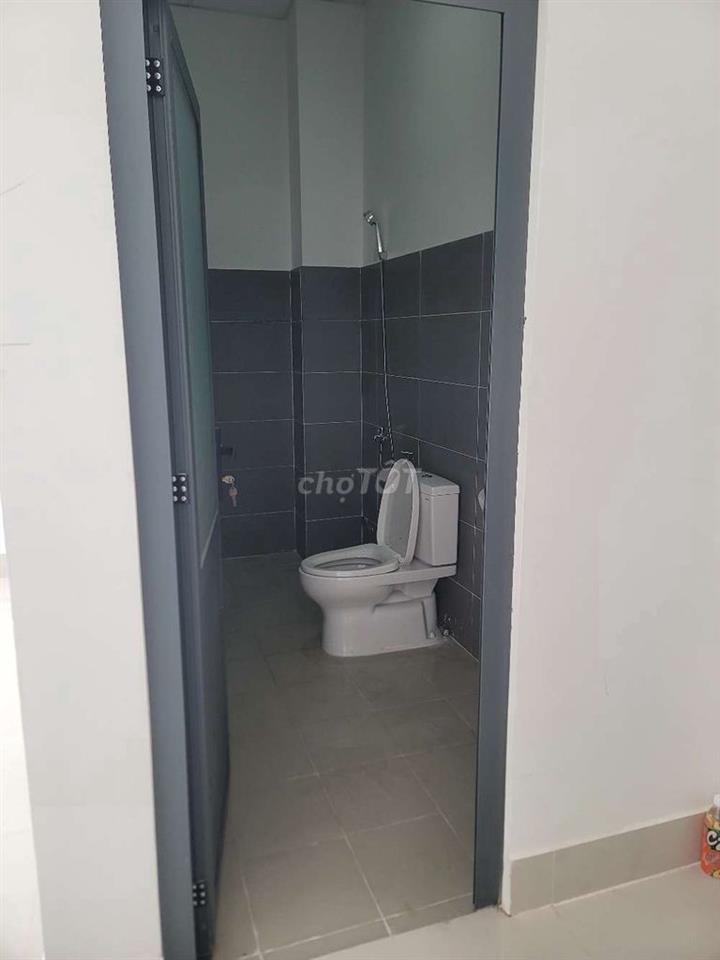 Cho thuê nhà dài hạn kđt tây bắc đường số 1