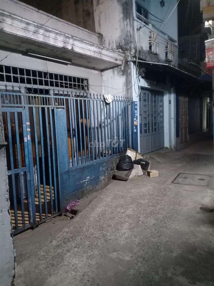BÁN NHÀ CẤP BỐN