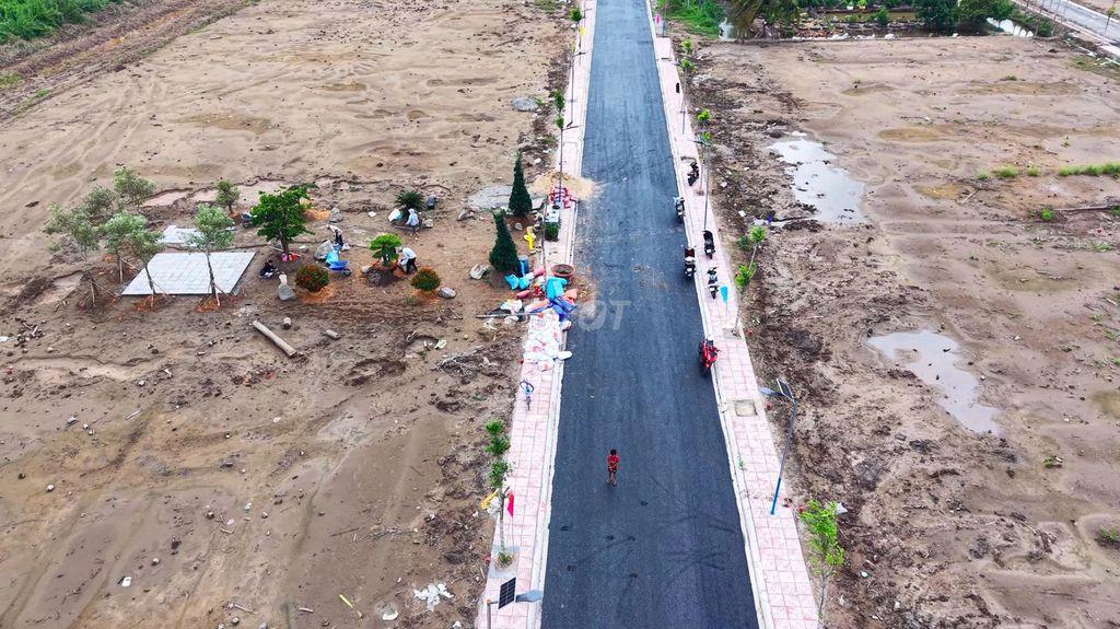 Bất đất nền full thổ cư