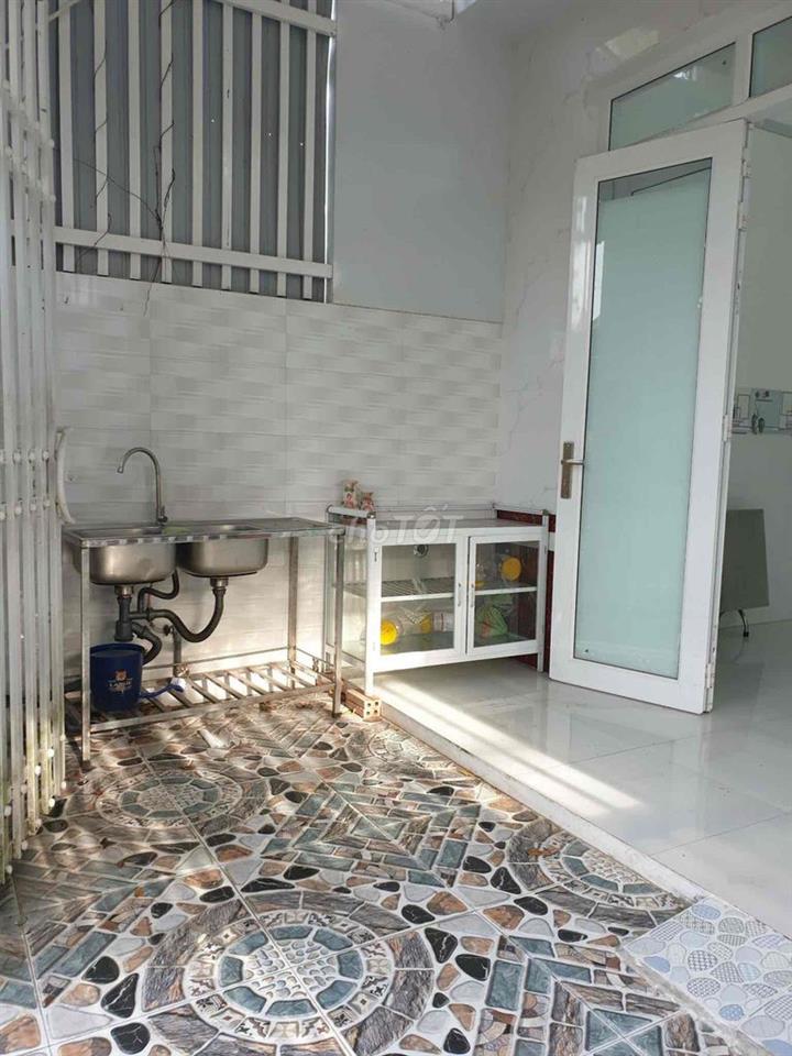 Thuê nhà mặt tiền đường Sư Vạn Hạnh, Rạch Giá
