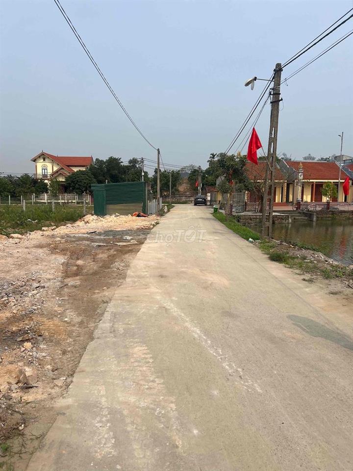👍👍1 lô ***  🚩🚩Vị Trí Vàng Thôn Xuân Lai  👉👉Cách Ql 17 hơn 100m Đư