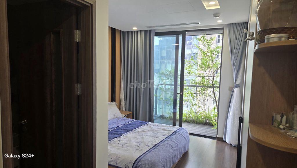 Cho thuê căn hộ cccc chính chủ khu vực láng hạ