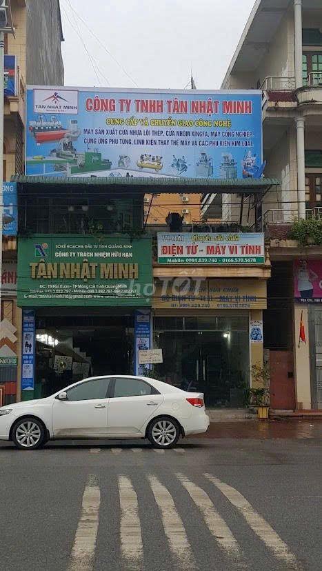 Thích hợp cho biệt thự, ngân hàng, khách sạn -210m đường chính 30m