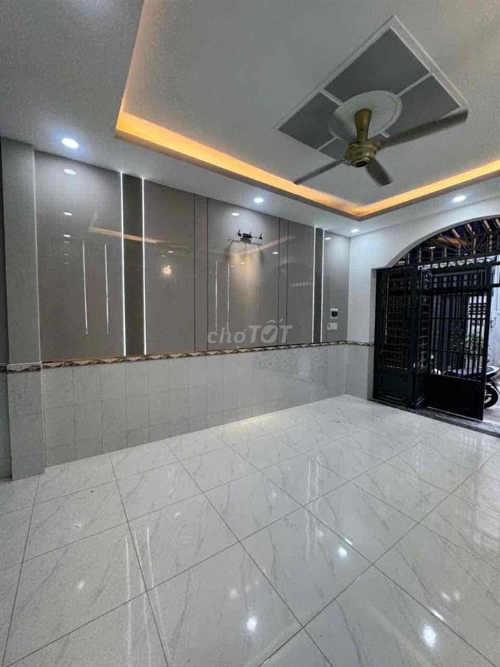 ban can nhà quan 12 phuong tân thoi hiep ngay ben xe bip hiep thanh