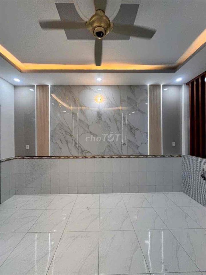 Bán nhà quận 12 đường ht17