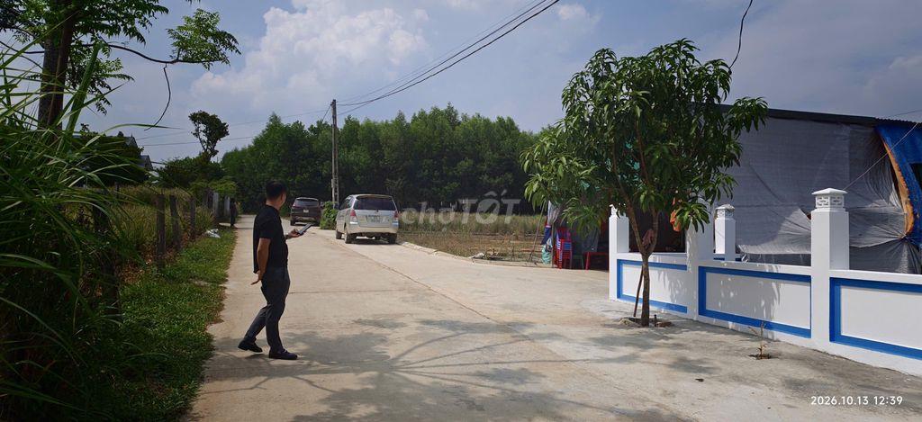 Đất mặt đường liên xã Thạch Thành