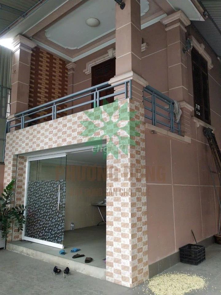 CHO THUÊ NHÀ 2 TẦNG RƯỠI , diện tích 75m2 , ngõ rộng oto vào được