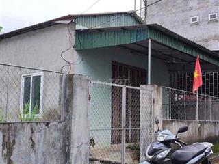 Bán đất có nhà ở ở Quế Phong