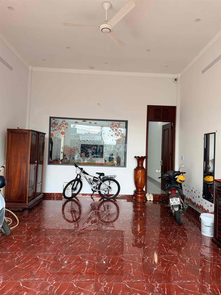 Cần Bán Nhà mặt tiền đường Vạn Kiếp