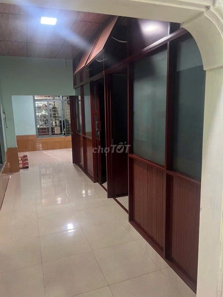 Bán gấp nhà Phạm Văn Đồng 7.5x27m, hẻm sát đường lớn. Giá chỉ 1tỷ 6xx