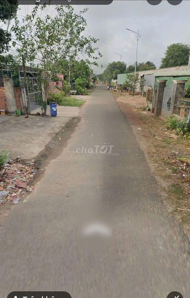 1 lô ngay khu cn  giá ngộp