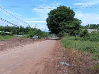 Bán 1 hec có 400tc làm kho xưởng nhà vườn cho thuê tạo dòng tiền