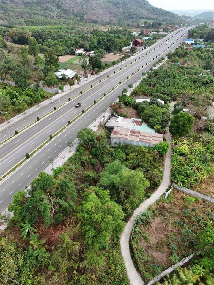 ĐẤT NỀN DIỆN TÍCH LỚN 480mvSINH LỜI CAO Pháp lý đầy đủ, xây dựng tự do