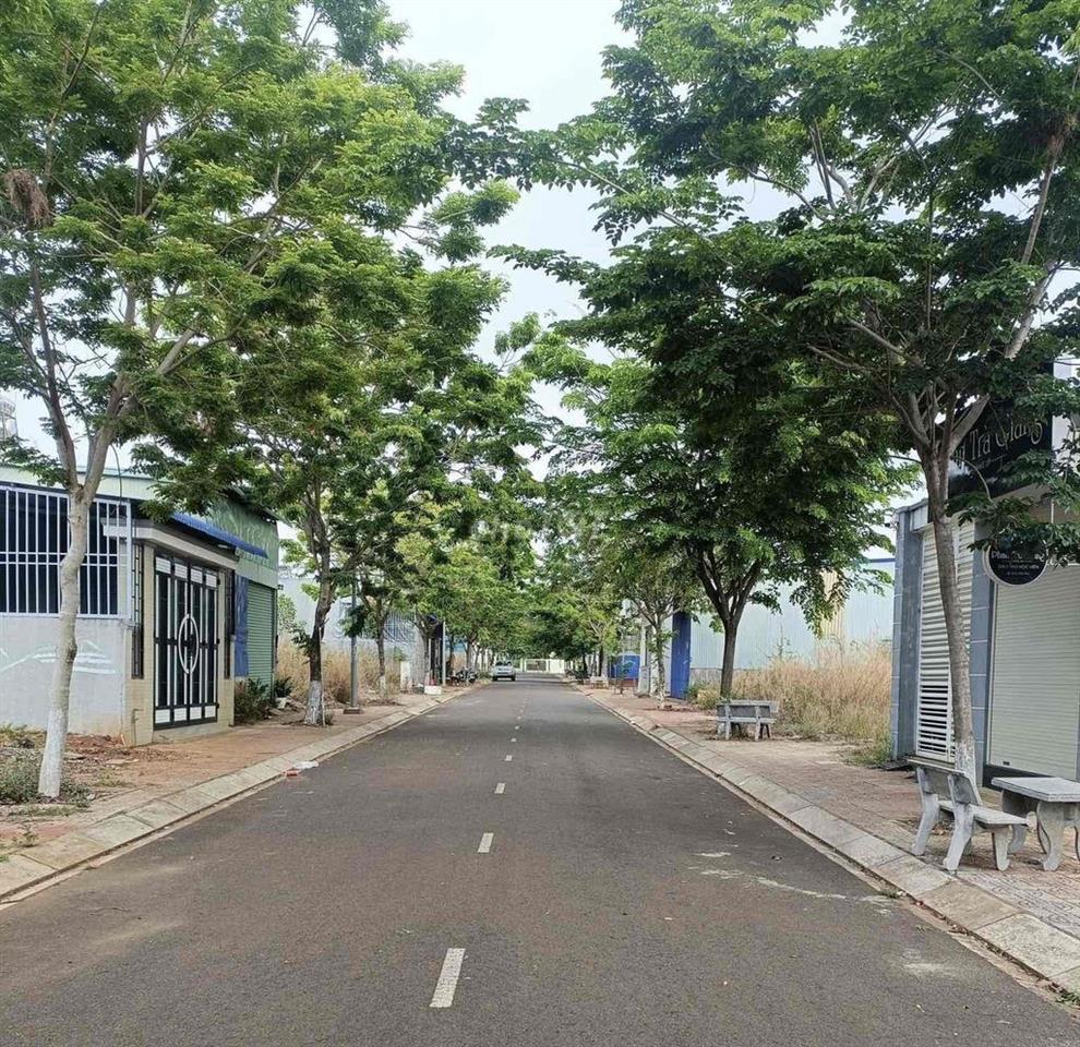 CHÍNH CHỦ BÁN THANH LÝ LÔ ĐẤT TTHC 6x20 FULL THỔ CƯ