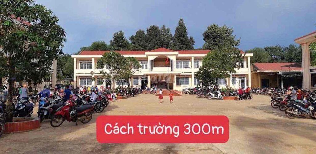 GẤP BÁN , 1500m2 lô góc , NGANG 18x85 , giá 450tr bao sổ không phát si