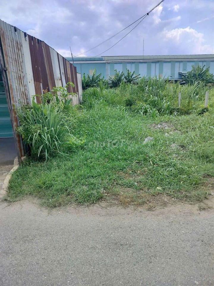 Đất thổ cư cần bán gấp đất 250m2 giá 400 tr có thương lượng 