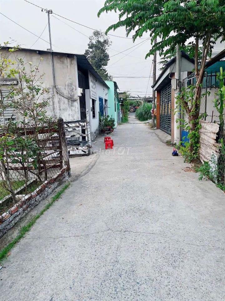 Đất thổ cư cần bán gấp đất 250m2 giá 400 tr có thương lượng 