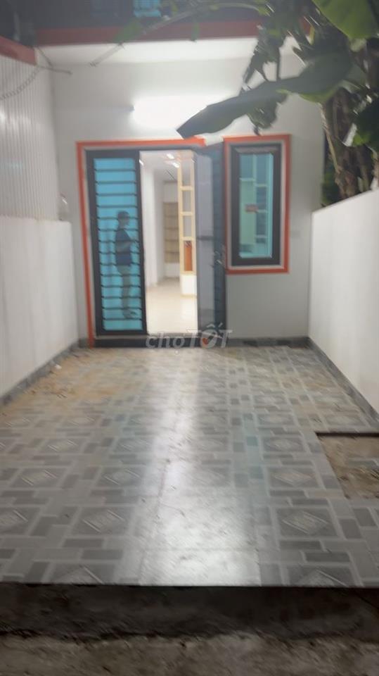 BÁN NHÀ MỸ HÀO - 3 TẦNG CHỈ HƠN 2 TỶ - NHÀ MỚI XÂY ĐẸP LONG LANH