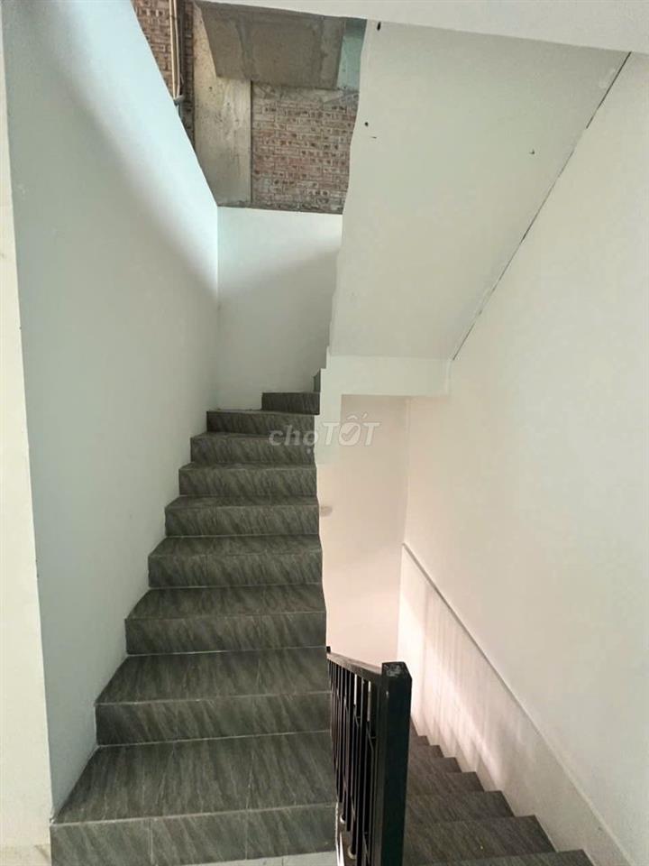 Cho thuê liền kề hoàn thiện 2 tầng đồ cơ bản Hải Âu - Vin2 chỉ 7 triệu