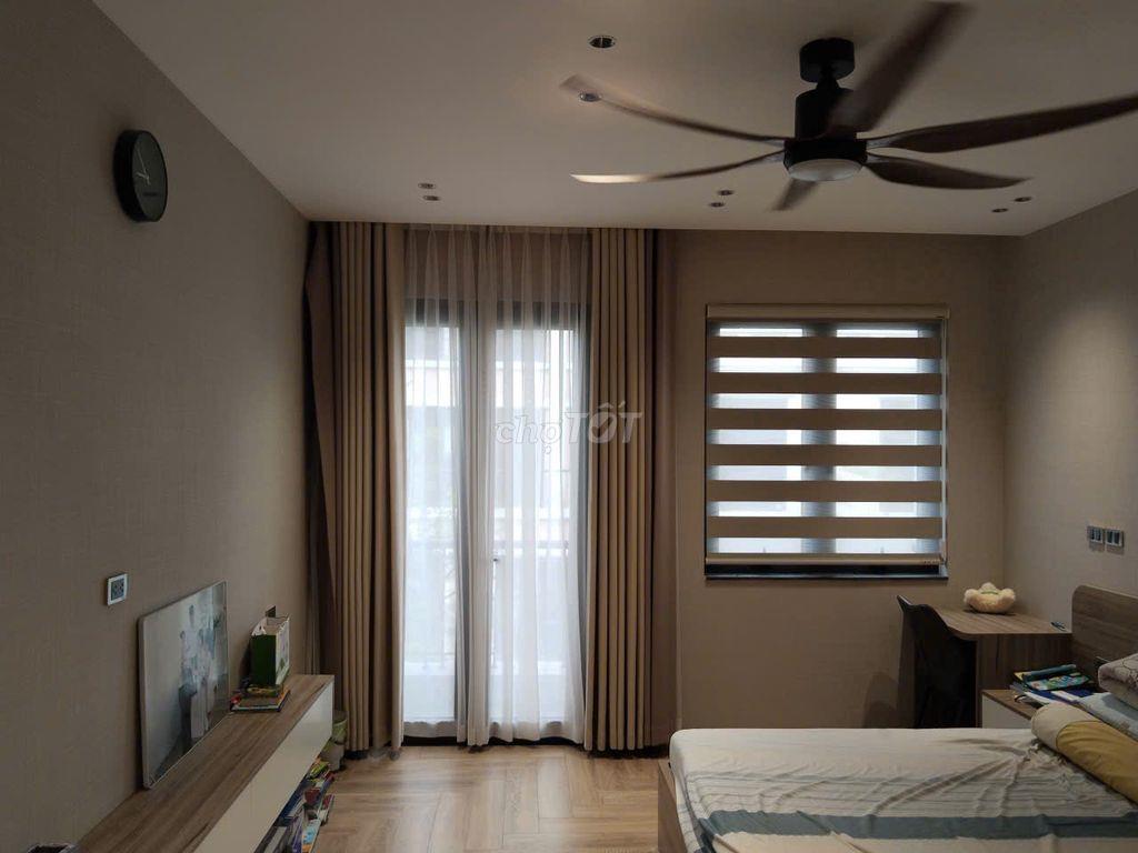 Cho thuê nhà 5 tầng thiết kế đẹp ở Vinhomes Ocean Park 2 chỉ 12tr/th