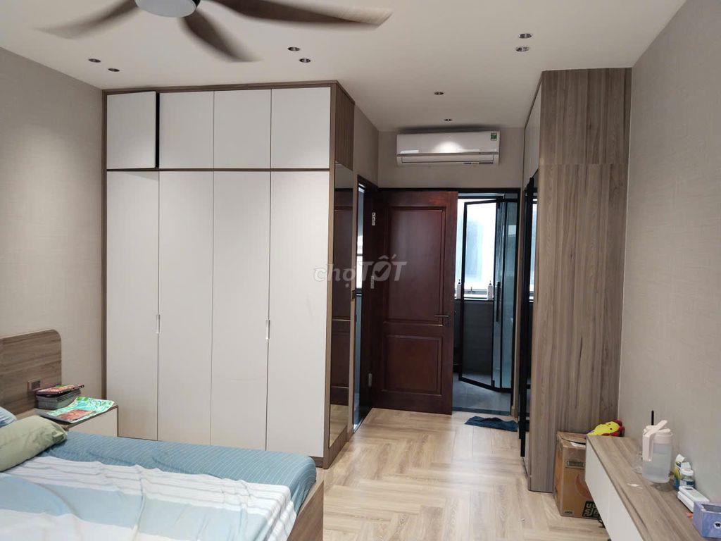 Cho thuê nhà 5 tầng thiết kế đẹp ở Vinhomes Ocean Park 2 chỉ 12tr/th