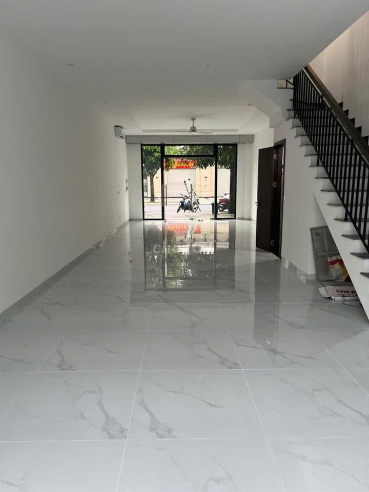 CHO THUÊ LIỀN KỀ SHOPHOUSE CHÀ LÀ 112.5M² – 2 TẦNG