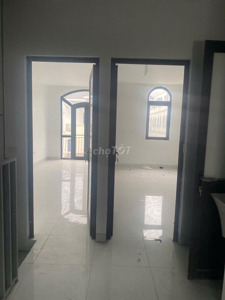 CHO THUÊ ĐẠI LỘ NGỌC TRAI – 5 TẦNG CÓ THANG MÁY – 17 TRIỆU/THÁNG