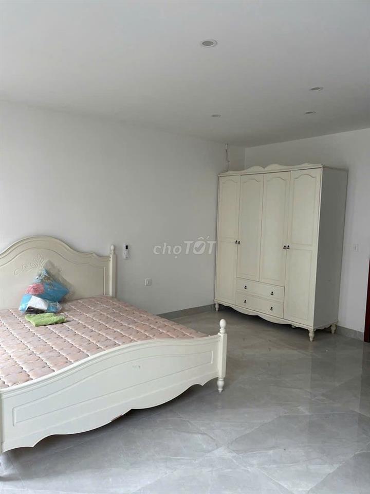 CHO THUÊ NHÀ TĐ7 80M² – 5 TẦNG – THANG MÁY – FULL ĐỒ – 20TR/THÁNG