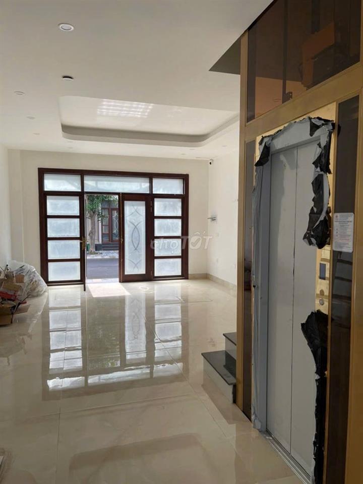 CHO THUÊ NHÀ TĐ7 80M² – 5 TẦNG – THANG MÁY – FULL ĐỒ – 20TR/THÁNG