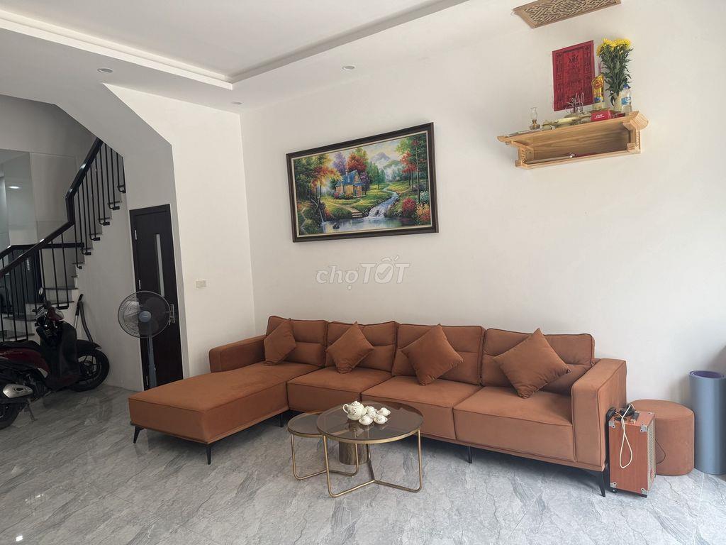 CHO THUÊ CỌ XANH 80M² HT2T – FULL NỘI THẤT – 2PN – 12 TRIỆU/THÁNG
