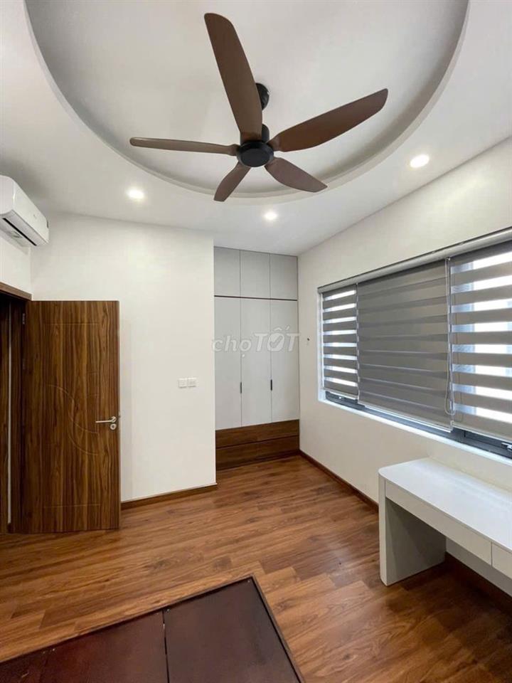 CHO THUÊ CỌ XANH 65M² – 5 TẦNG – CÓ THANG MÁY – 16 TRIỆU/THÁNG