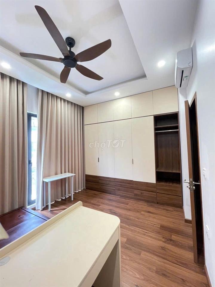 CHO THUÊ CỌ XANH 65M² – 5 TẦNG – CÓ THANG MÁY – 16 TRIỆU/THÁNG