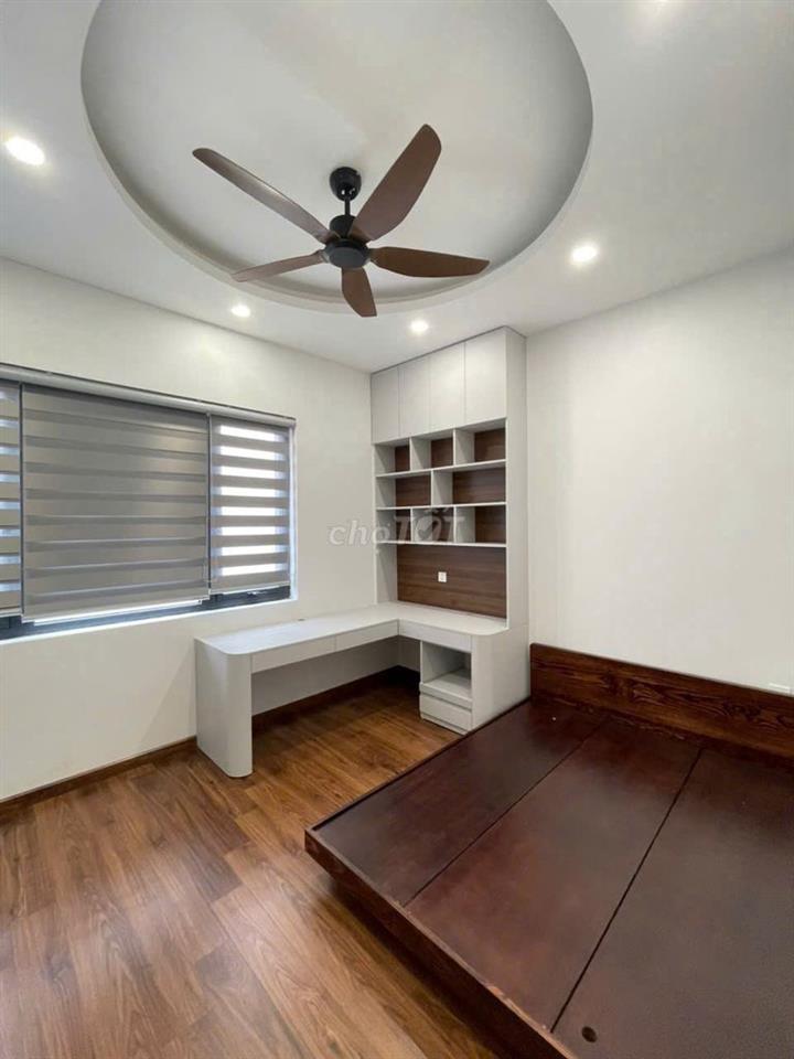 CHO THUÊ CỌ XANH 65M² – 5 TẦNG – CÓ THANG MÁY – 16 TRIỆU/THÁNG