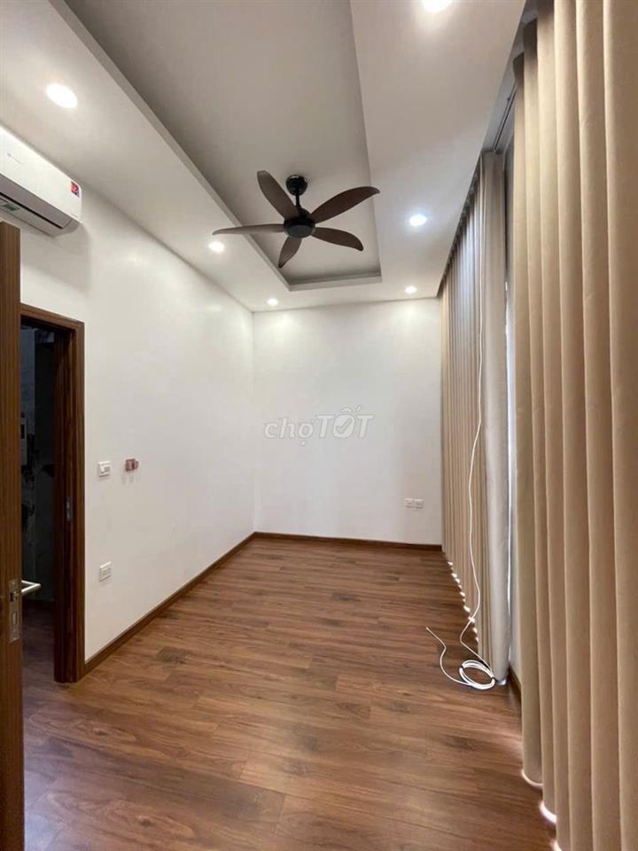 CHO THUÊ CỌ XANH 65M² – 5 TẦNG – CÓ THANG MÁY – 16 TRIỆU/THÁNG