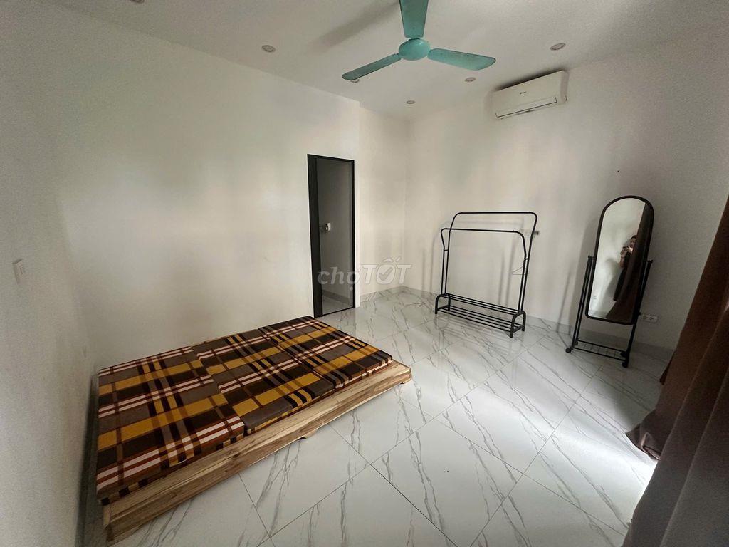 Cho thuê liền kề Sao Biển chỉ 7 triệu/tháng. 